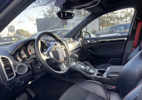Porsche Cayenne cena 61900 przebieg: 162000, rok produkcji 2014 z Ryn małe 106